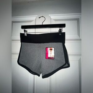 Mopas mini track shorts